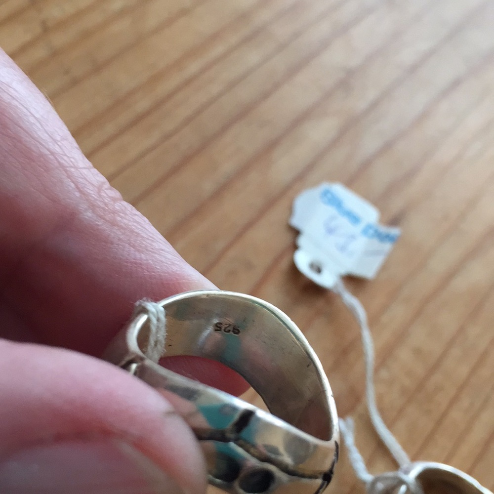 Ring - Picture 2 of 3